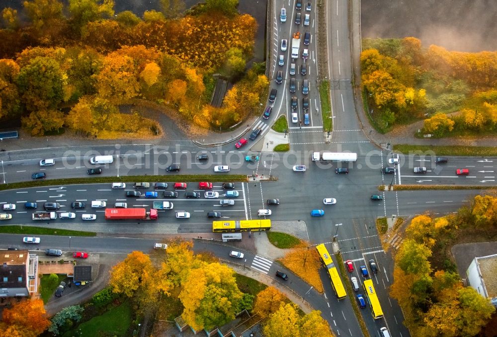 Essen from above - Road over the crossroads in Essen in the state North Rhine-Westphalia