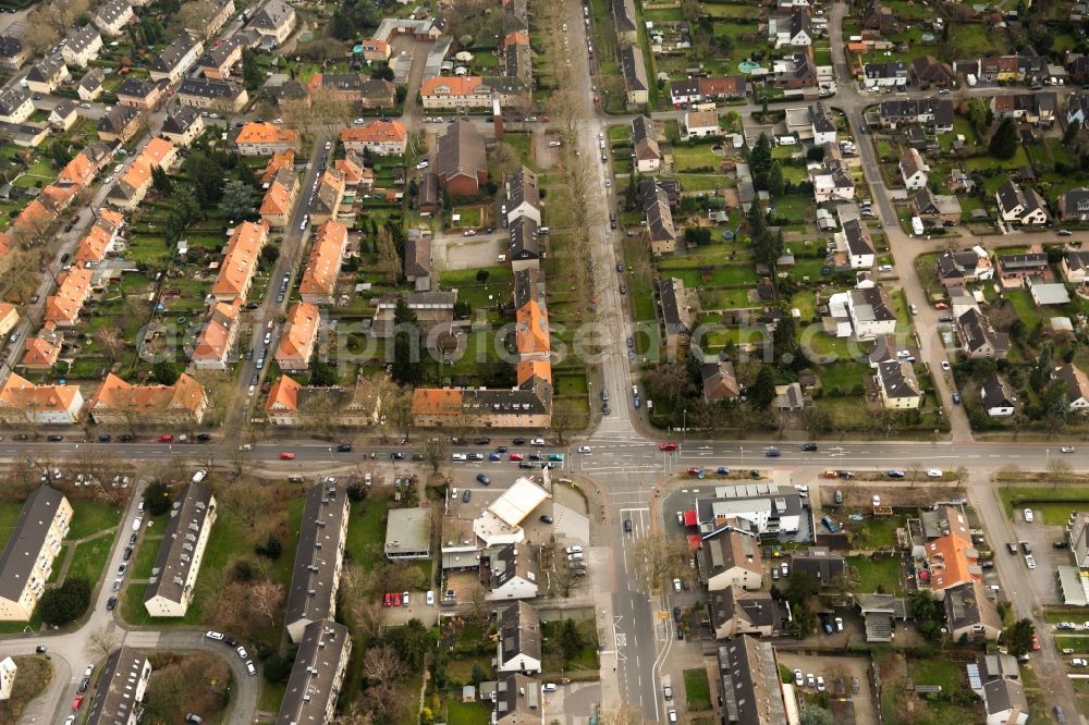 Duisburg from above - Road over the crossroads Kalkweg, Wedauer street in Duisburg in the state North Rhine-Westphalia