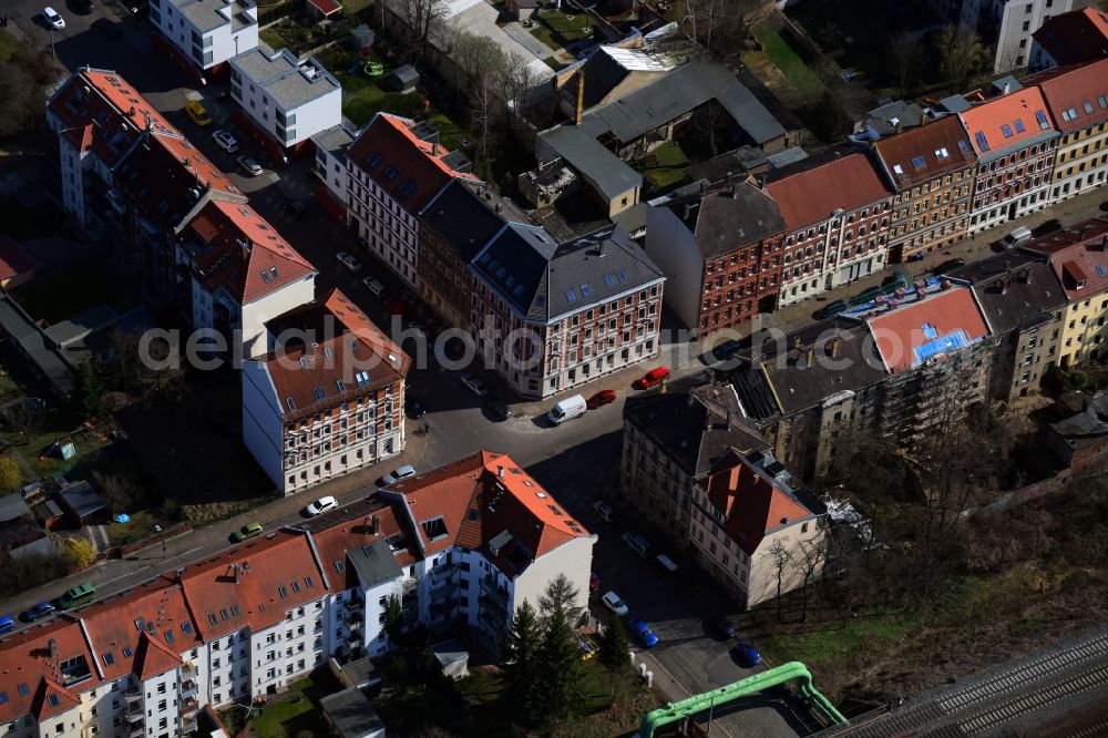 Leipzig from above - Road over the crossroads Karl-Haerting-Strasse corner Zweenfurther Strasse in the district Sellerhausen in Leipzig in the state Saxony