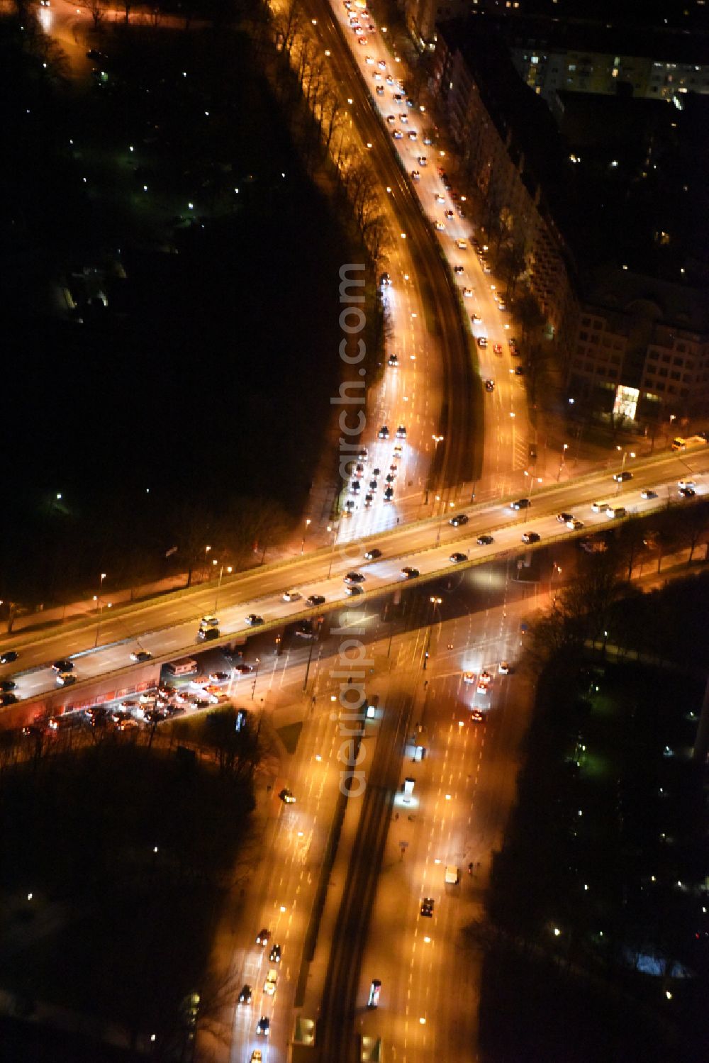 Aerial photograph München - night view Road over the crossroads Landshuter Allee - Dachauer Strasse in Munich in the state Bavaria