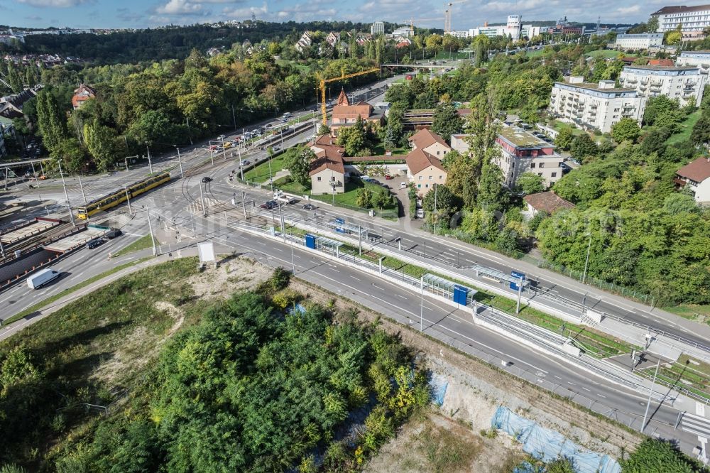 Aerial photograph Stuttgart - Road over the crossroads der B 10 in Stuttgart in the state Baden-Wuerttemberg