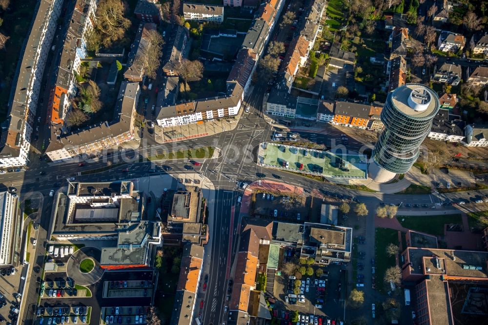 Bochum from above - Road over the crossroads Universitaetsstrasse - Oskar-Hoffmann-Strasse in Bochum in the state North Rhine-Westphalia