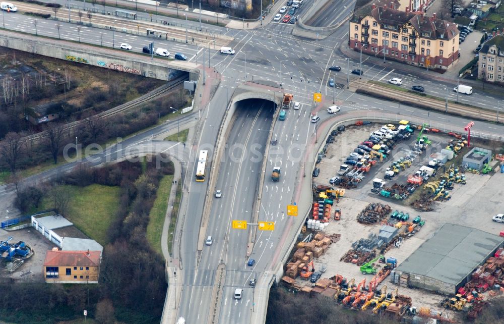 Aerial image Dresden - Road over the crossroads B6 / Washingtonstr in Dresden in the state Saxony