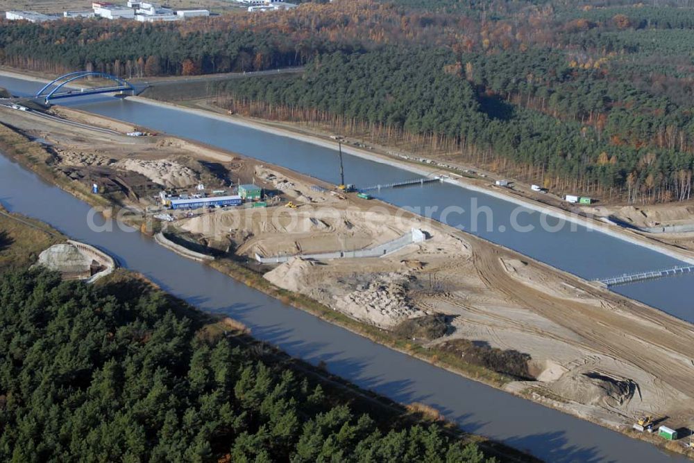 Aerial photograph Eberswalde - Blick auf die geflutete Umleitung des Oder-Havel-Kanal. Dieser wird gegenwärtig für den Betrieb mit hochseetauglichen Schiffen ausgebaut. Dazu wird nördlich von Eberswalde das Kanalbett umgeleitet, um als Ersatz für die Kanalbrücke einen Tunnel unter dem neuen Kanal zu bauen.