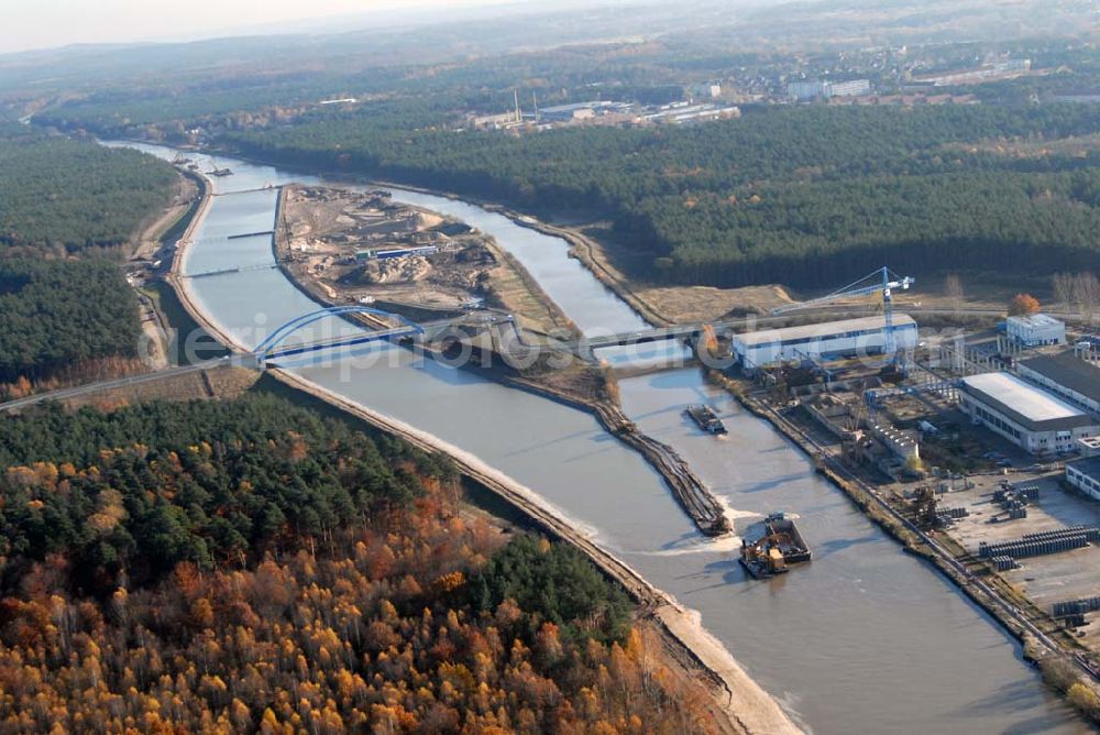 Aerial image Eberswalde - Blick auf die geflutete Umleitung des Oder-Havel-Kanal. Dieser wird gegenwärtig für den Betrieb mit hochseetauglichen Schiffen ausgebaut. Dazu wird nördlich von Eberswalde das Kanalbett umgeleitet, um als Ersatz für die Kanalbrücke einen Tunnel unter dem neuen Kanal zu bauen.