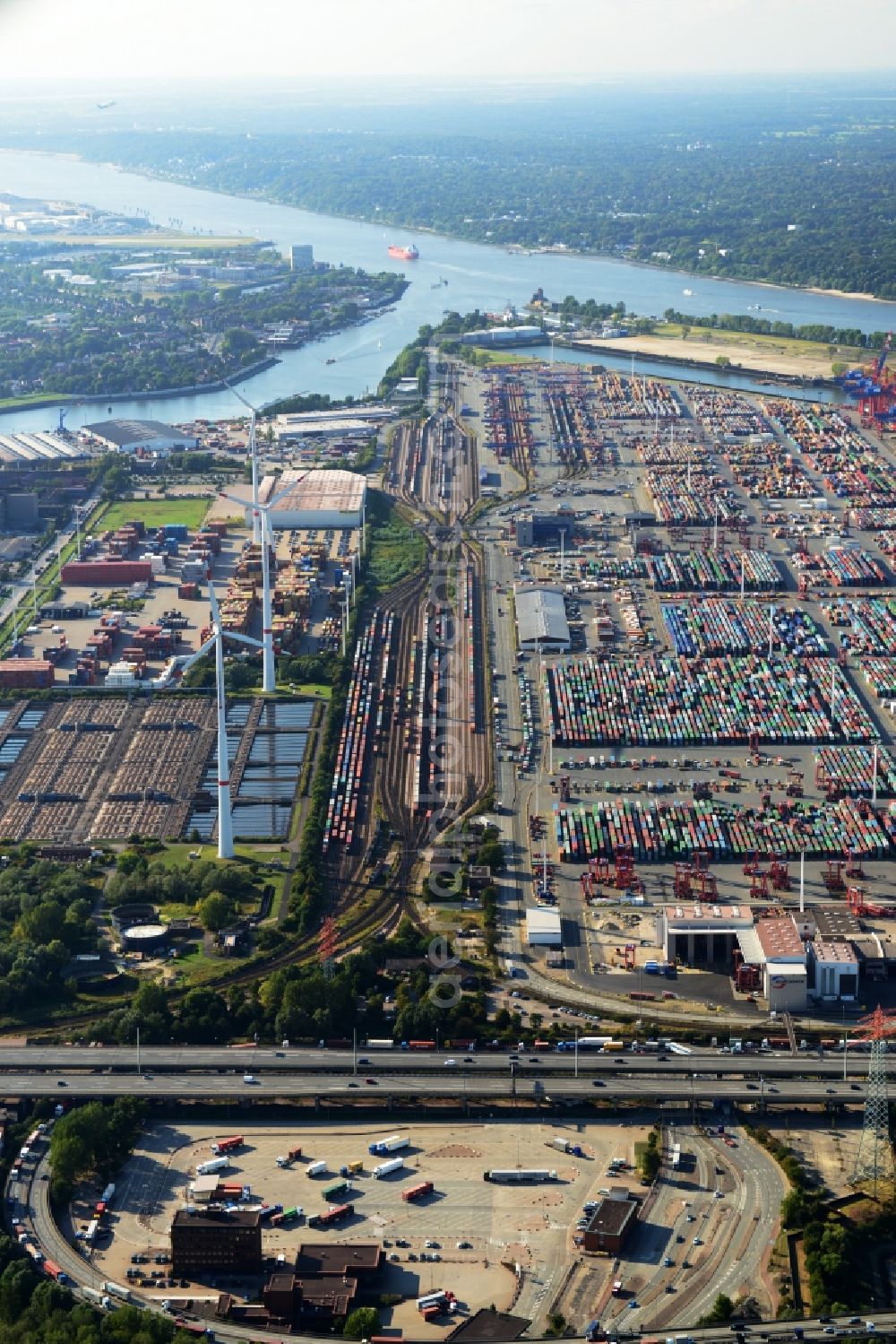 Hamburg from above - Different Types of hubs and the interlocking Waltershof in the port of Hamburg. A project of the Hamburg Port Authority HPA