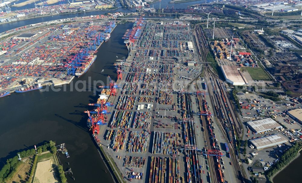 Hamburg from the bird's eye view: Different Types of hubs and the interlocking Waltershof in the port of Hamburg. A project of the Hamburg Port Authority HPA