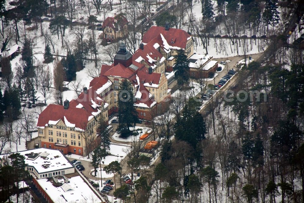 Aerial image Beelitz - View of the snow covered terrain in the Rehabilitation Clinic in Beelitz in Brandenburg