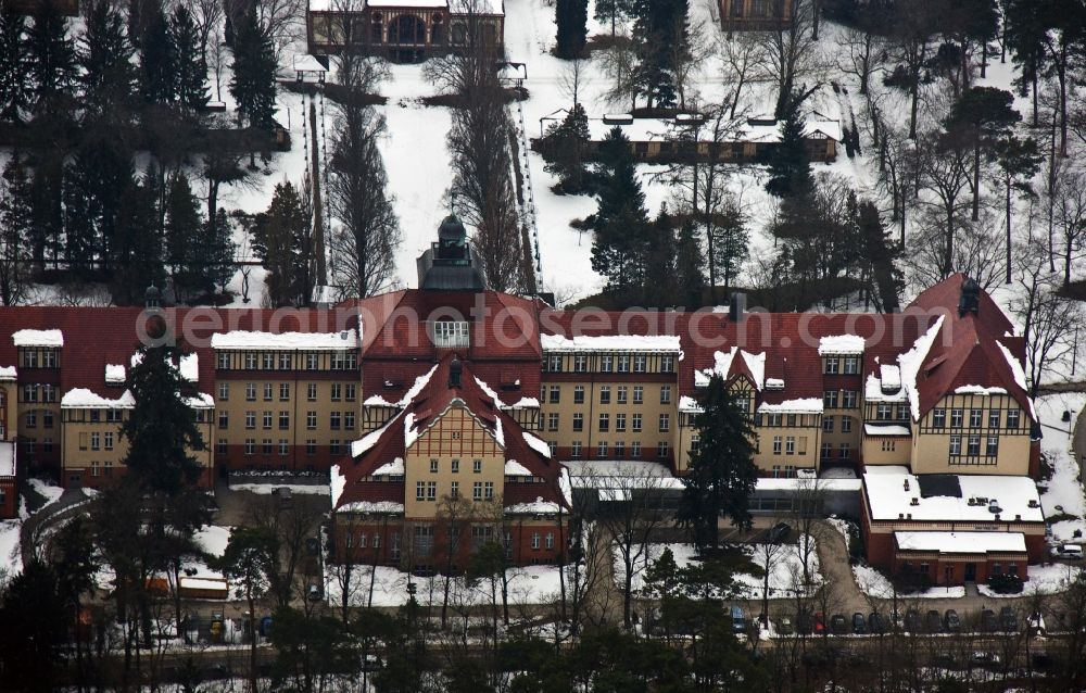 Beelitz from the bird's eye view: View of the snow covered terrain in the Rehabilitation Clinic in Beelitz in Brandenburg