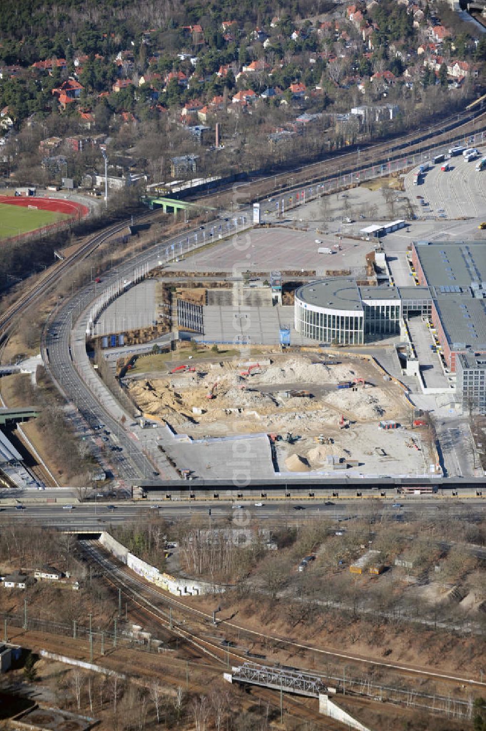 Aerial photograph Berlin - Demolition work of the former Germany Halle Jaffeystraße on the fairgrounds in Charlottenburg