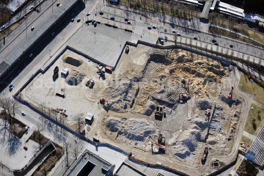 Berlin from the bird's eye view: Demolition work of the former Germany Halle Jaffeystraße on the fairgrounds in Charlottenburg