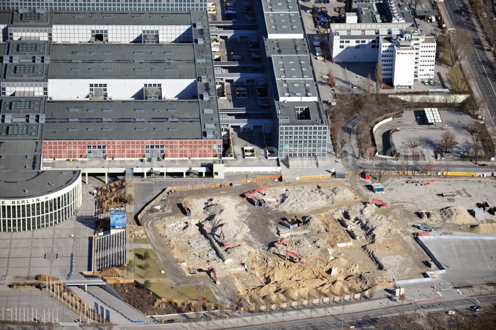 Berlin from above - Demolition work of the former Germany Halle Jaffeystraße on the fairgrounds in Charlottenburg