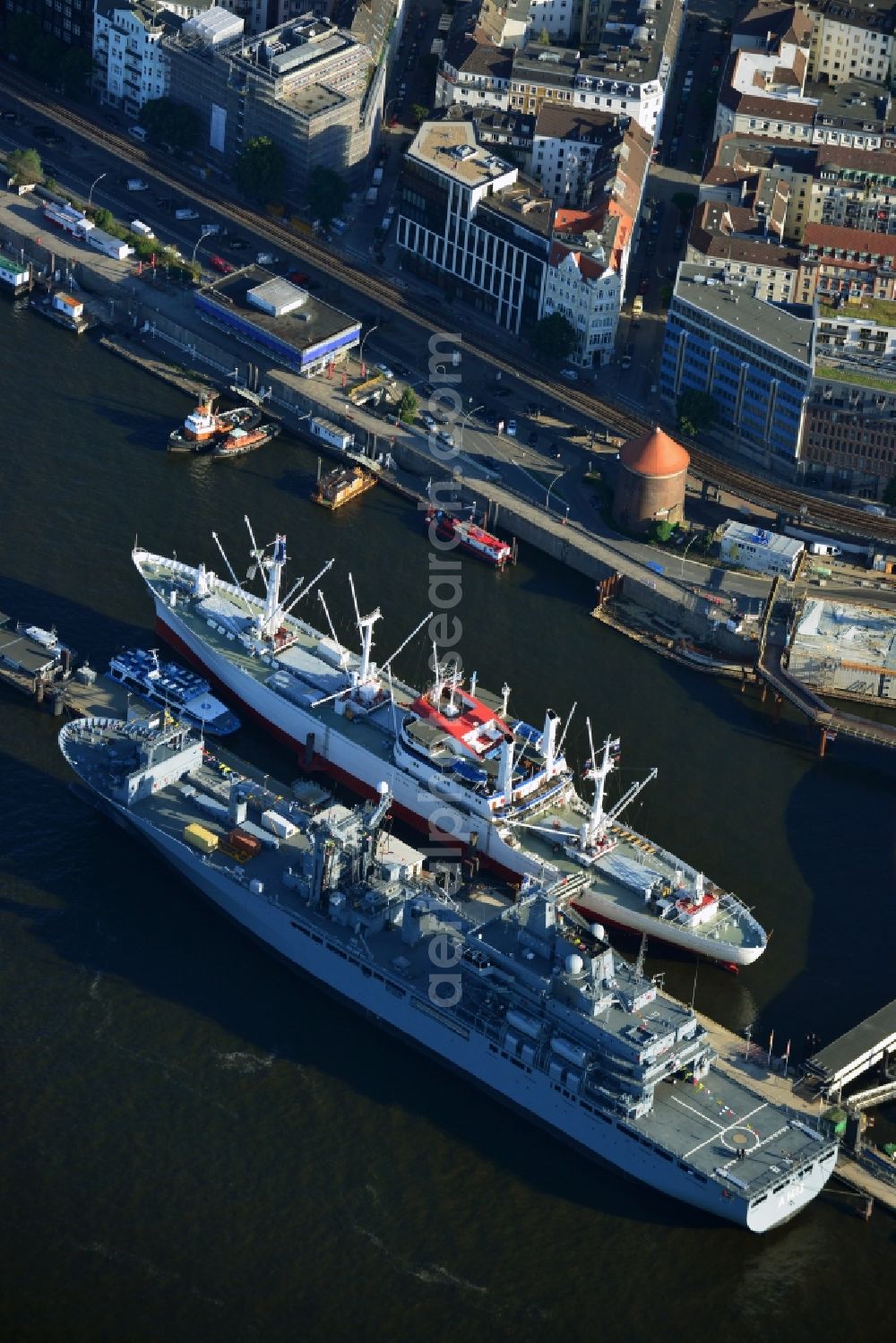 Hamburg from above - Supply ship of the German Navy and Museum cargo ship Cap San Diego in Hamburg harbor