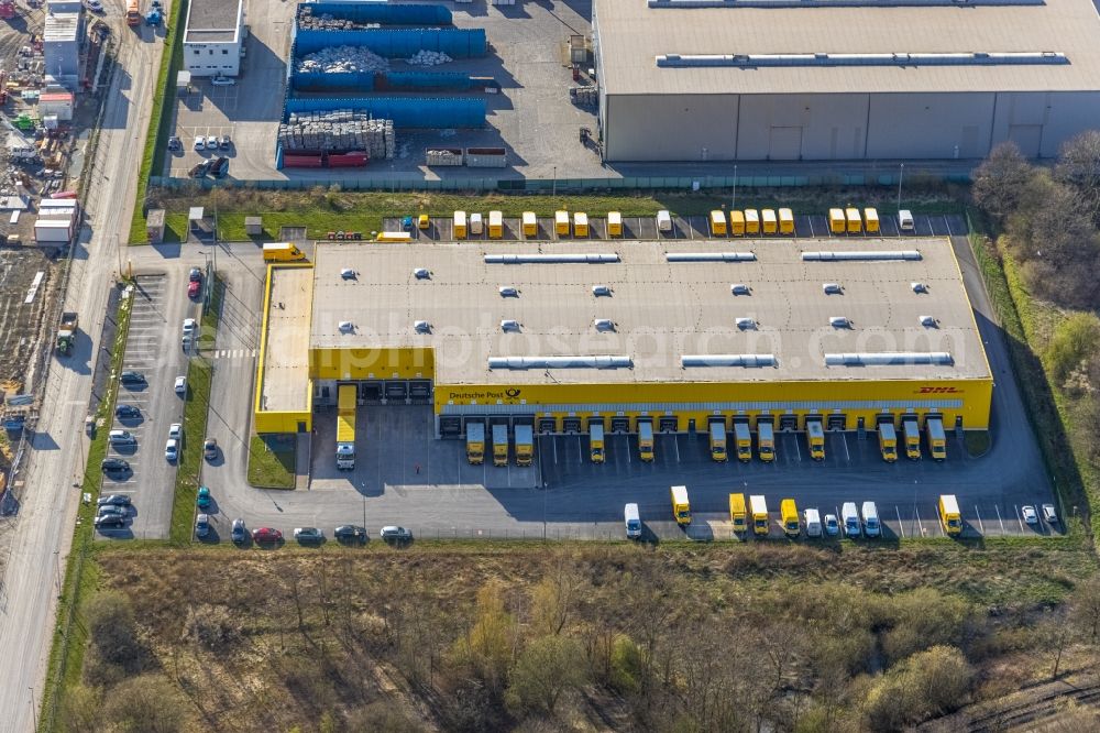 Aerial photograph Hamm - Building complex and distribution center on the site der Deutsche Post DHL - Mech ZB Hamm on Trianelstrasse in the district Norddinker in Hamm at Ruhrgebiet in the state North Rhine-Westphalia, Germany