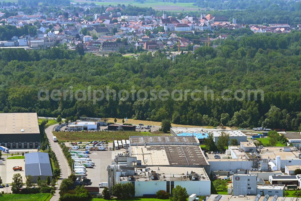 Günzburg from above - Building complex of the distribution center and food logistics center on the premises of HAVI Logistics on Max-Planck-Strasse in the Oberelchingen district of Guenzburg in the state of Bavaria, Germany