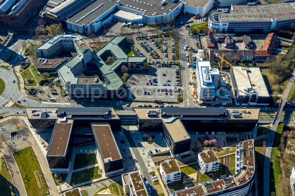 Essen from above - Administrative buildings of state authority of the Employment Agency at the Mittel street in Essen in North Rhine-Westphalia