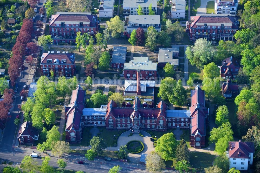 Berlin from above - Administration building of the Buergeramt in the district of Britz in Berlin, Germany