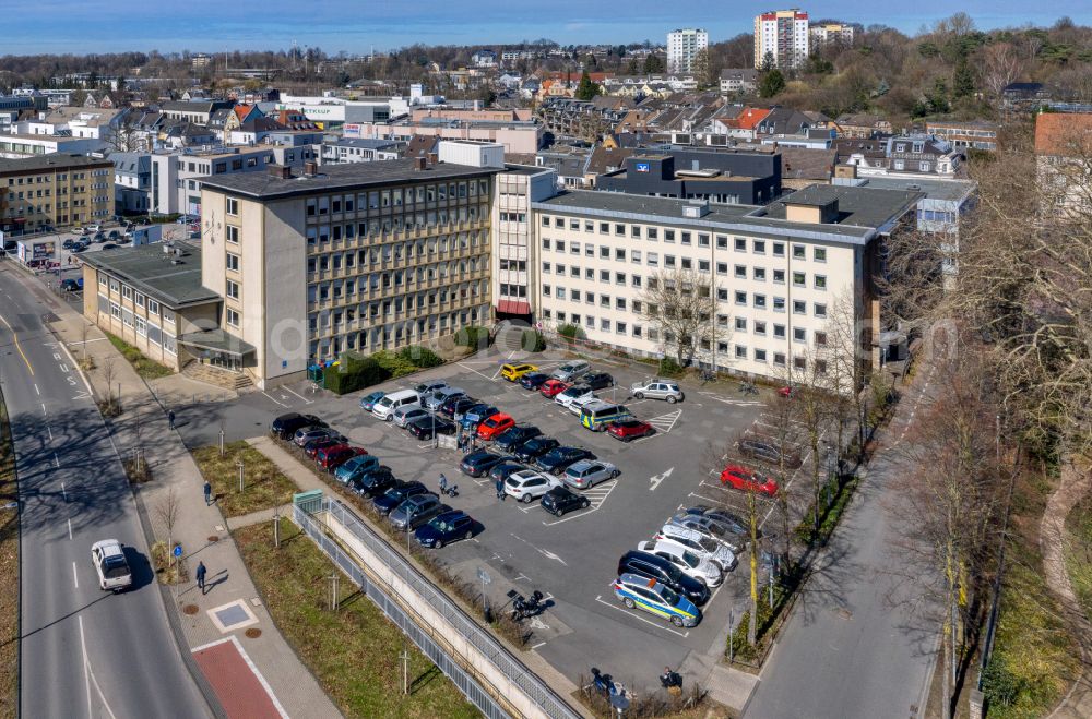 Aerial photograph Bergisch Gladbach - Administrative building of the State Authority Buergerbuero on street An der Gohrsmuehle in the district Haeuser-Dombach in Bergisch Gladbach in the state North Rhine-Westphalia, Germany