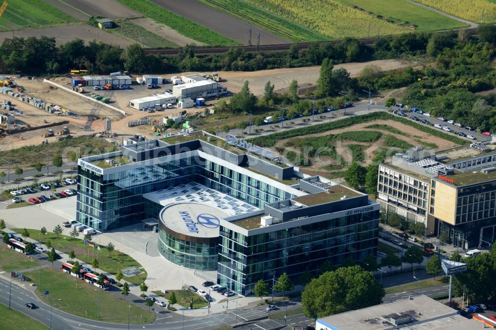 Offenbach am Main from above - Administrative building and office complex Hyundai Motor Deutschland GmbH on Kaiserlei-Promenade in Offenbach am Main in the state Hesse