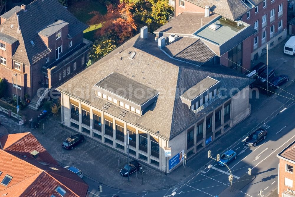 Hamm from the bird's eye view: Administration building of the DAA german employee academy GmbH Bismarckstrasse - Goethestrasse in Hamm in the state North Rhine-Westphalia