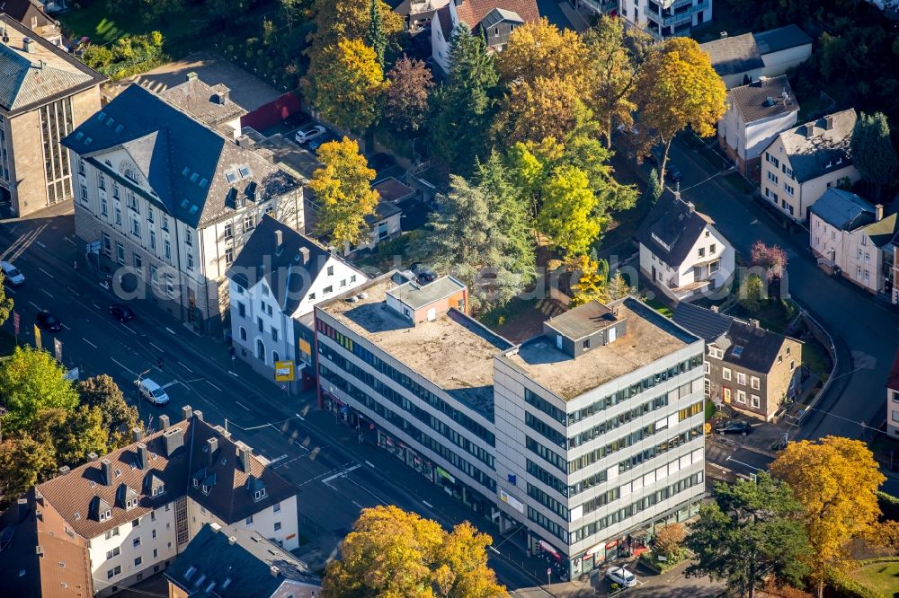 Aerial photograph Siegen - Administrative building of the Deutsche Rentenversicherung at the Spandauer street in Siegen in the state North Rhine-Westphalia