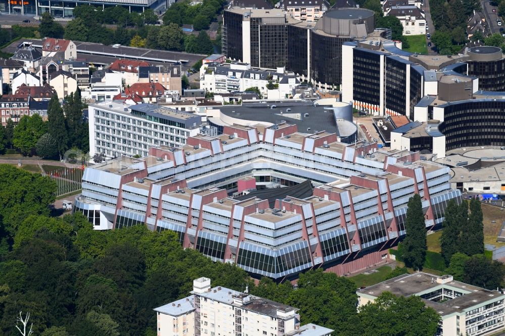 Aerial image Strasbourg - Straßburg - Administrative building of the State Authority Europaeischen Rat on Avenue de l'Europe in Strasbourg in Grand Est, France