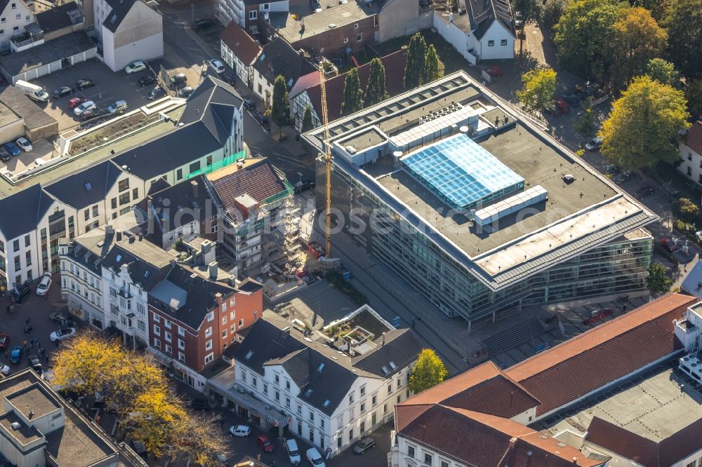 Unna from above - Banking administration building of the financial services company of Volksbank in Unna in the state North Rhine-Westphalia, Germany