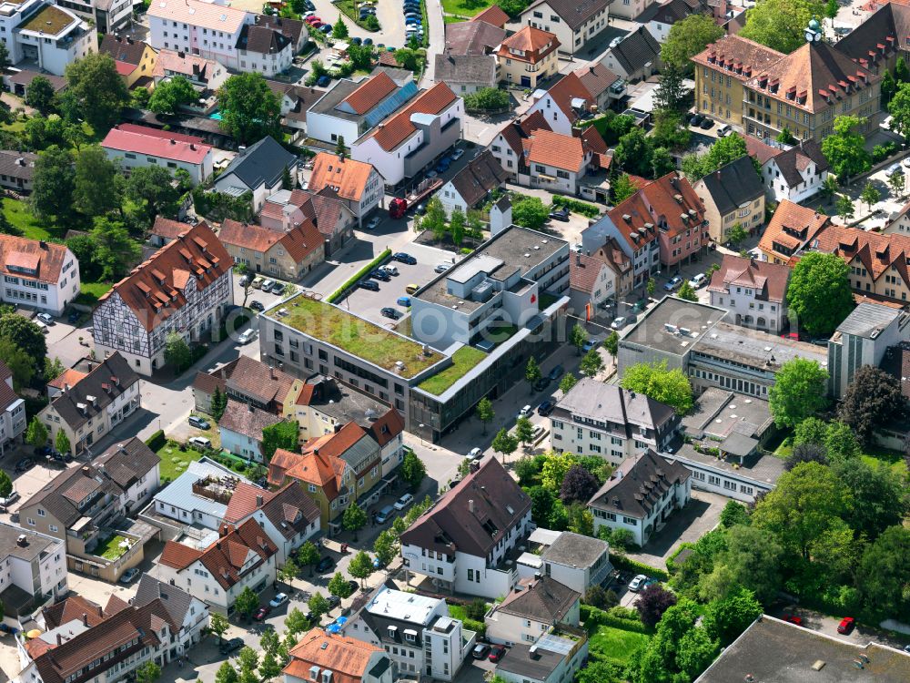 Laupheim from the bird's eye view: Banking administration building of the financial services company Kreissparkasse Biberach - Regionaldirektion Laupheim in Laupheim in the state Baden-Wuerttemberg, Germany