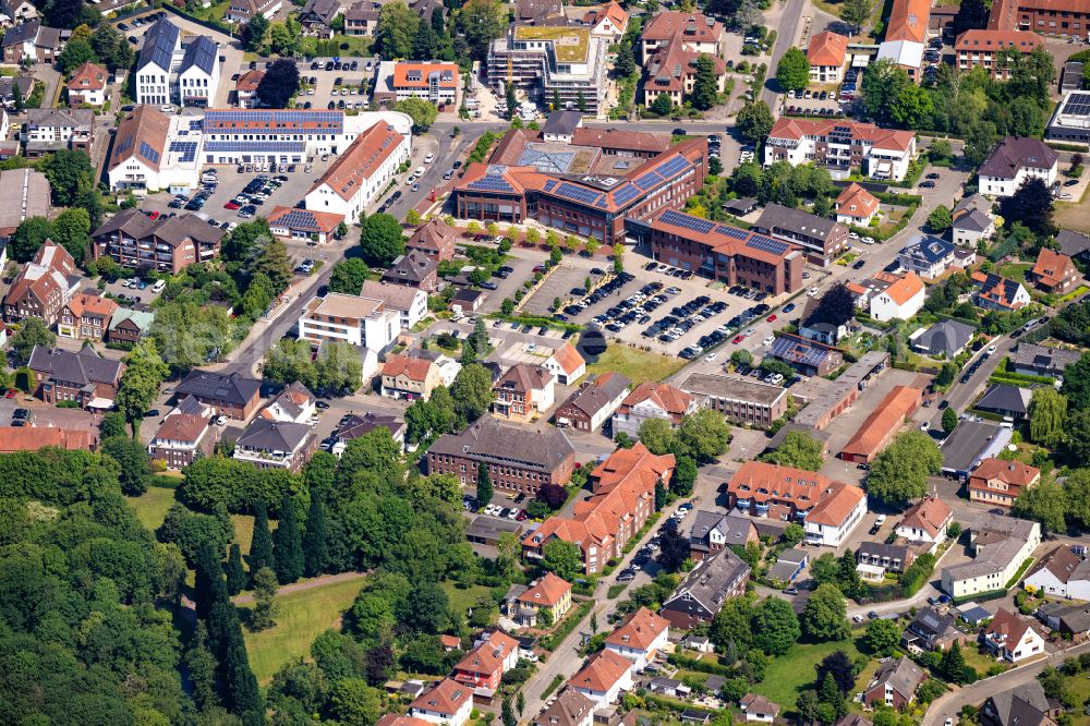 Diepholz from the bird's eye view: Banking administration building of the financial services company Kreissparkasse Grafschaft Diepholz on street Gartenstrasse in Diepholz in the state Lower Saxony, Germany