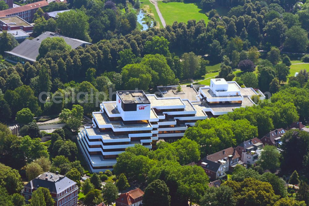 Aerial image Münster - Banking administration building of the financial services company LBS Westdeutsche Landesbausparkasse on Himmelreichallee in Muenster in the state North Rhine-Westphalia, Germany