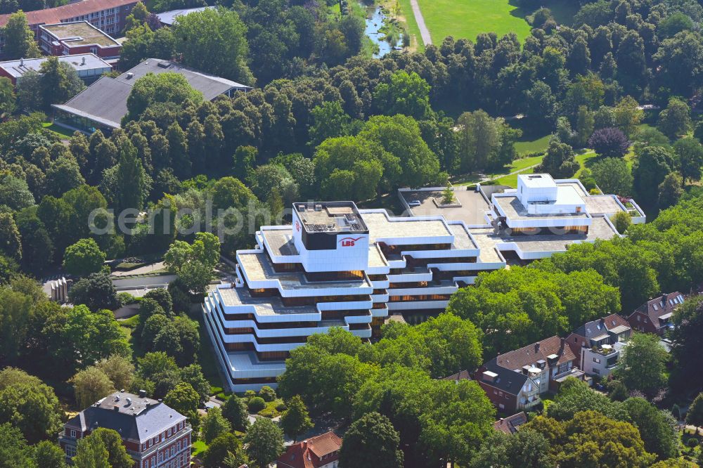 Aerial photograph Münster - Banking administration building of the financial services company LBS Westdeutsche Landesbausparkasse on Himmelreichallee in Muenster in the state North Rhine-Westphalia, Germany