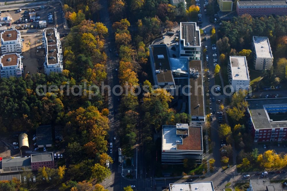 Aerial image Potsdam - Banking administration building of the financial services company Mittelbrandenburgische Sparkasse in Potsdam on Saarmunder Strasse in Potsdam in the state Brandenburg, Germany