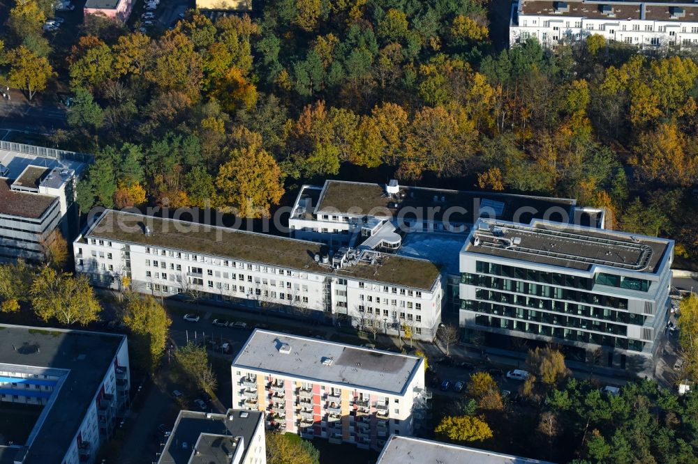 Aerial image Potsdam - Banking administration building of the financial services company Mittelbrandenburgische Sparkasse in Potsdam on Saarmunder Strasse in Potsdam in the state Brandenburg, Germany