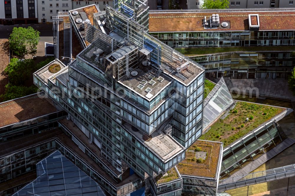 Aerial photograph Hannover - Banking administration building of the financial services company of NORD/LB Norddeutsche Landesbank Girozentrale on Friedrichswall in the district Suedstadt-Bult in Hannover in the state Lower Saxony, Germany