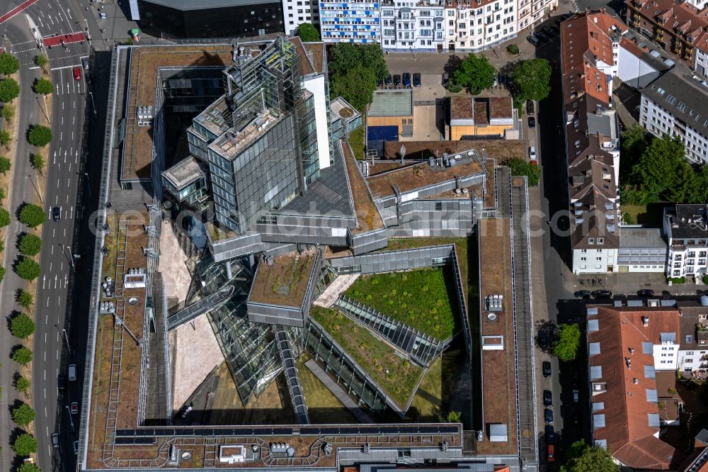 Aerial photograph Hannover - Banking administration building of the financial services company of NORD/LB Norddeutsche Landesbank Girozentrale on Friedrichswall in the district Suedstadt-Bult in Hannover in the state Lower Saxony, Germany