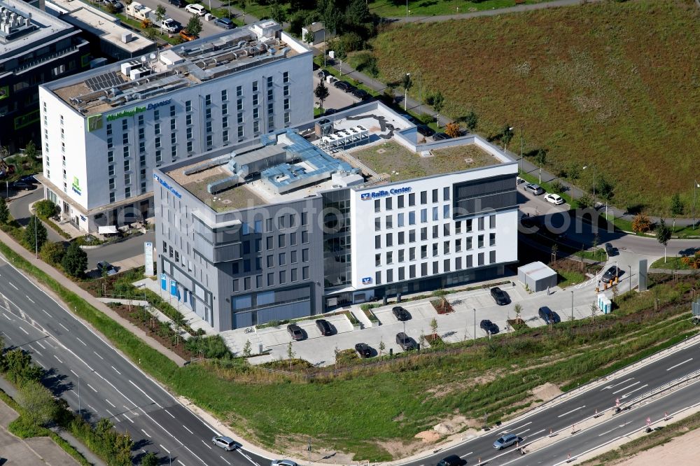 Aerial image Schwabach - Banking administration building of the financial services company RaiBa Center - Raiffeisenbank Roth-Schwabach eG on Wendelsteiner Strasse in the district Igelsdorf in Schwabach in the state Bavaria, Germany