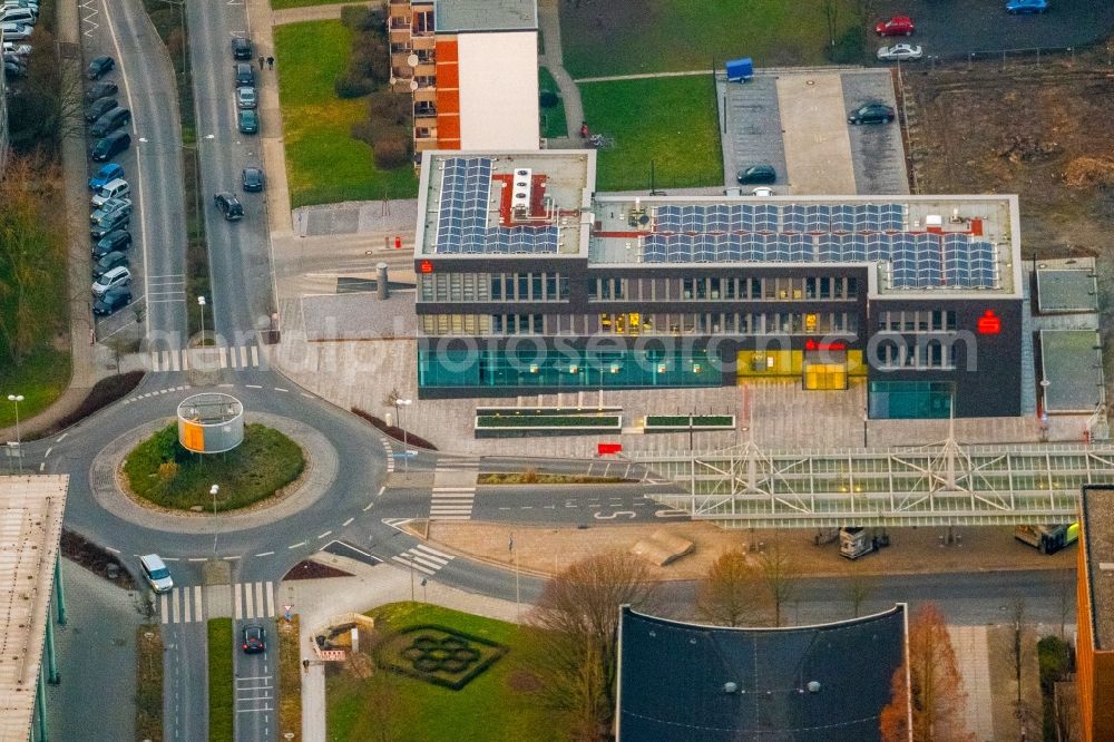 Aerial image Bergkamen - Banking administration building of the financial services company of Sparkasse Bergkamen-Boenen - VersicherungsCenter in Bergkamen in the state North Rhine-Westphalia, Germany