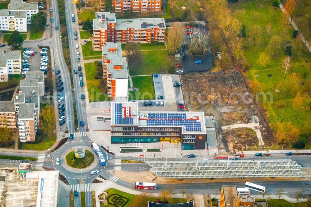 Aerial photograph Bergkamen - Banking administration building of the financial services company of Sparkasse Bergkamen-Boenen - VersicherungsCenter in Bergkamen in the state North Rhine-Westphalia, Germany