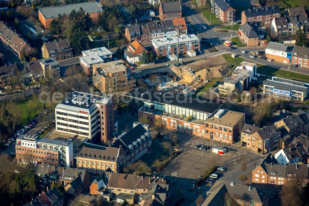 Emmerich am Rhein from the bird's eye view: Banking administration building of the financial services company Stadtsparkasse Emmerich-Rees - Hauptgeschaeftsstelle in Emmerich am Rhein in the state North Rhine-Westphalia