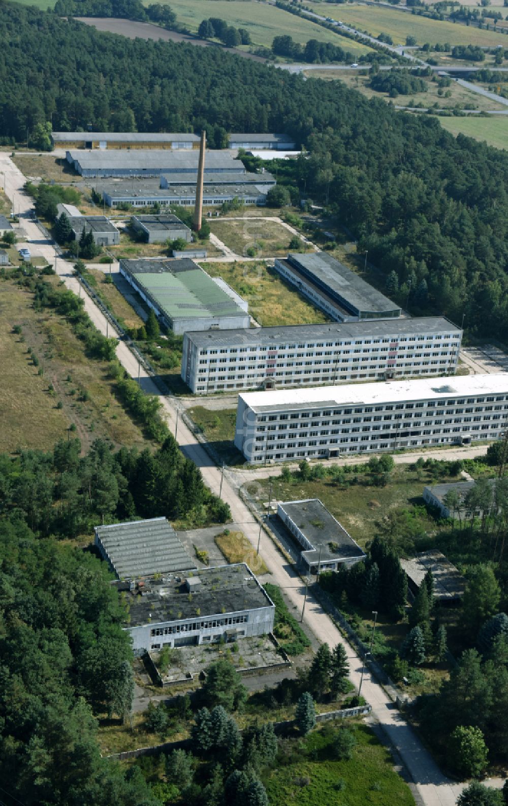 Aerial photograph Hansestadt Stendal - Administrative building of the State Authority Hauptzollamt Magdeburg on street Luederitzer Strasse in Hansestadt Stendal in the state Saxony-Anhalt, Germany