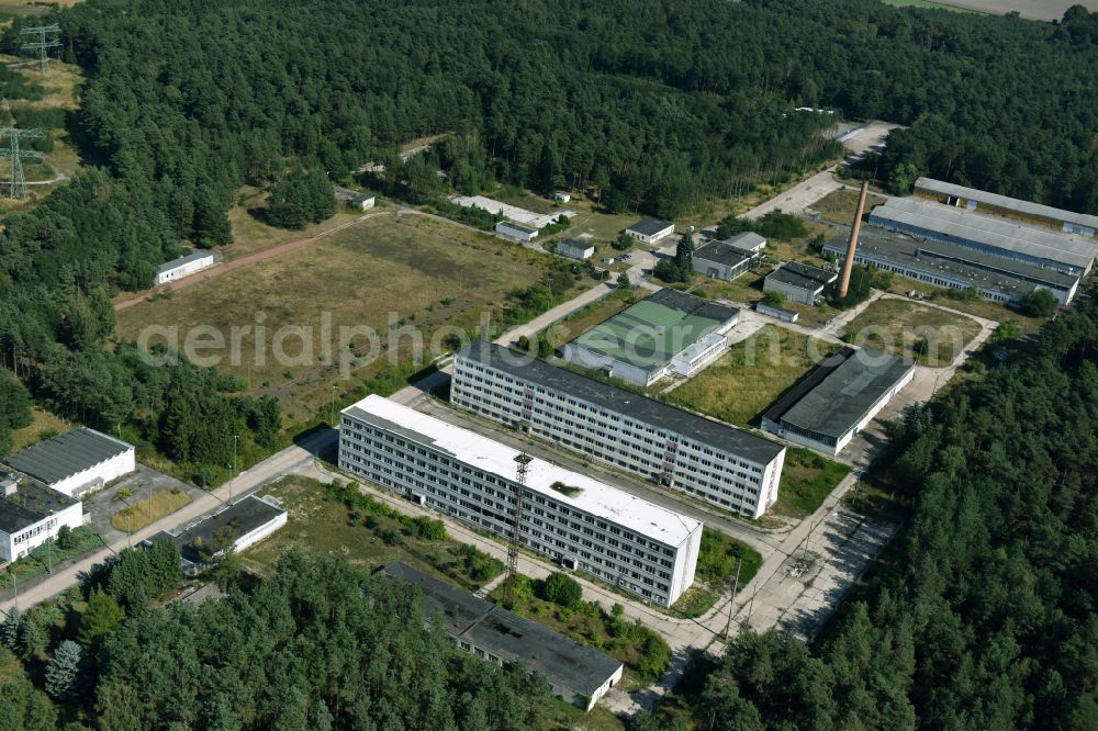 Aerial photograph Hansestadt Stendal - Administrative building of the State Authority Hauptzollamt Magdeburg on street Luederitzer Strasse in Hansestadt Stendal in the state Saxony-Anhalt, Germany