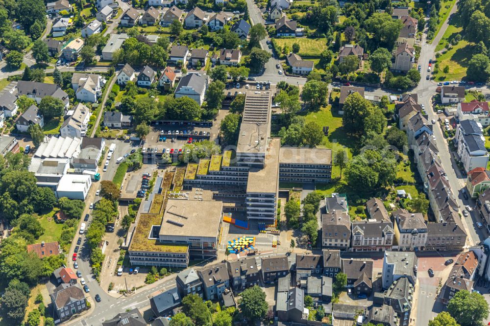 Aerial photograph Schwelm - Administrative building of the State Authority Kreishaus on street Hauptstrasse in Schwelm in the state North Rhine-Westphalia, Germany