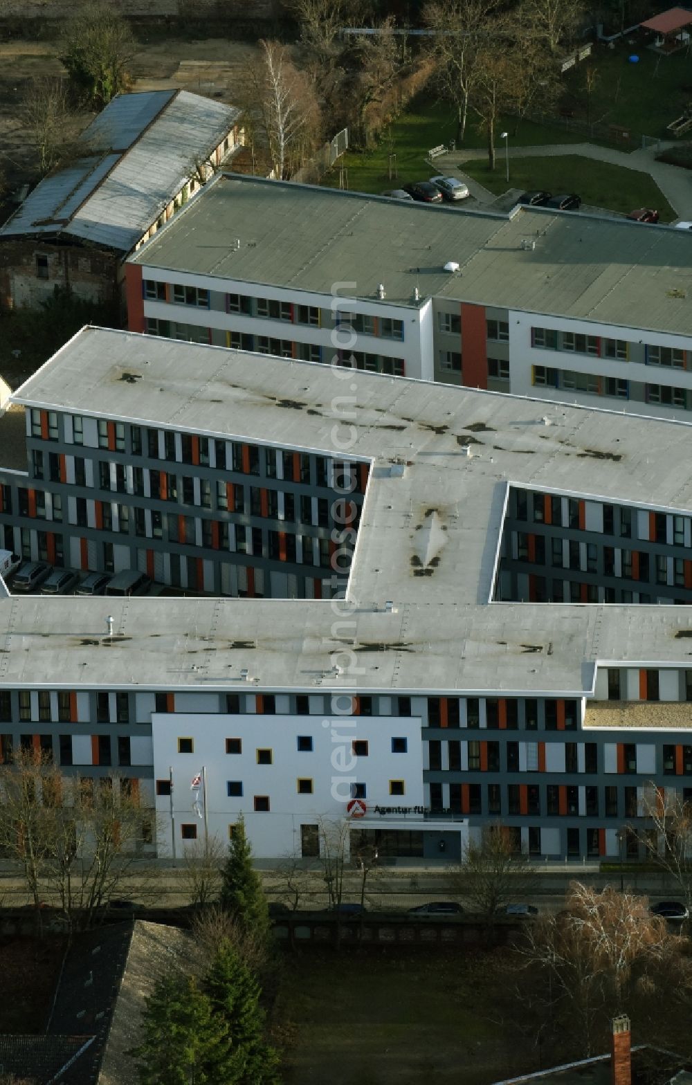 Aerial image Frankfurt (Oder) - Administrative building of the State Authority Agentur fuer Arbeit on Heinrich-von-Stephan-Strasse in Frankfurt (Oder) in the state Brandenburg