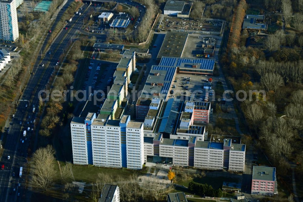 Aerial photograph Berlin - Administrative building of the State Authority Amt fuer Statistik in Alt-Friedrichsfelde in the district Friedrichsfelde in Berlin, Germany