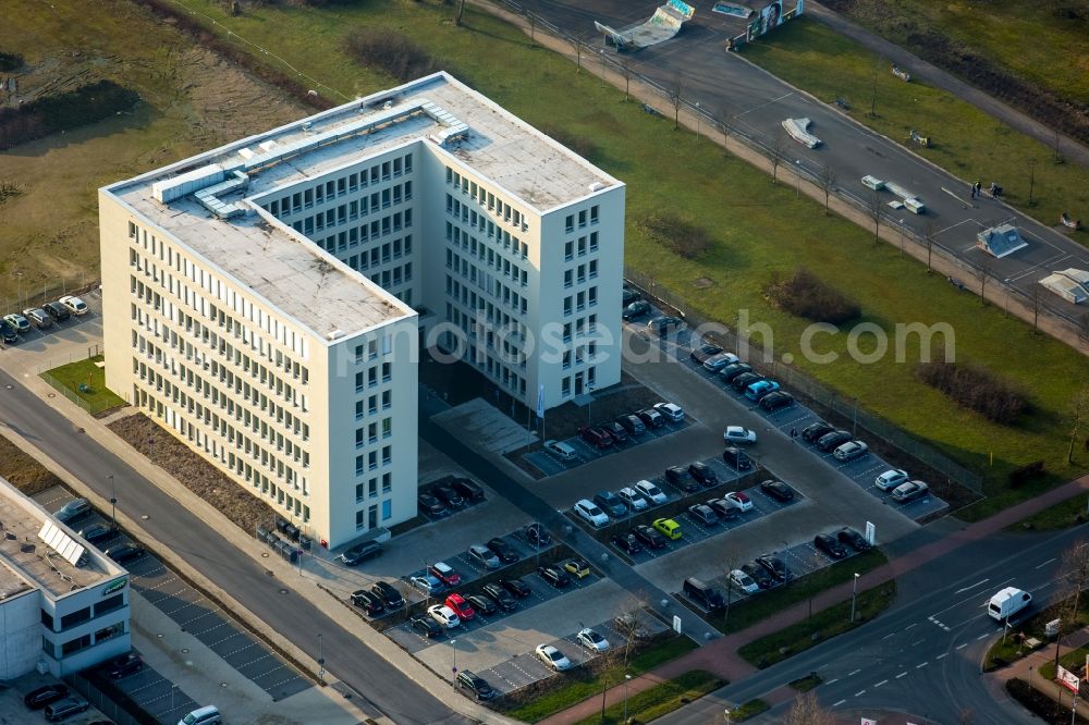 Herne from the bird's eye view: Administrative building of the State Authority Arbeitsagentur - Jobcenter on Hiberniagelaende in Herne in the state North Rhine-Westphalia