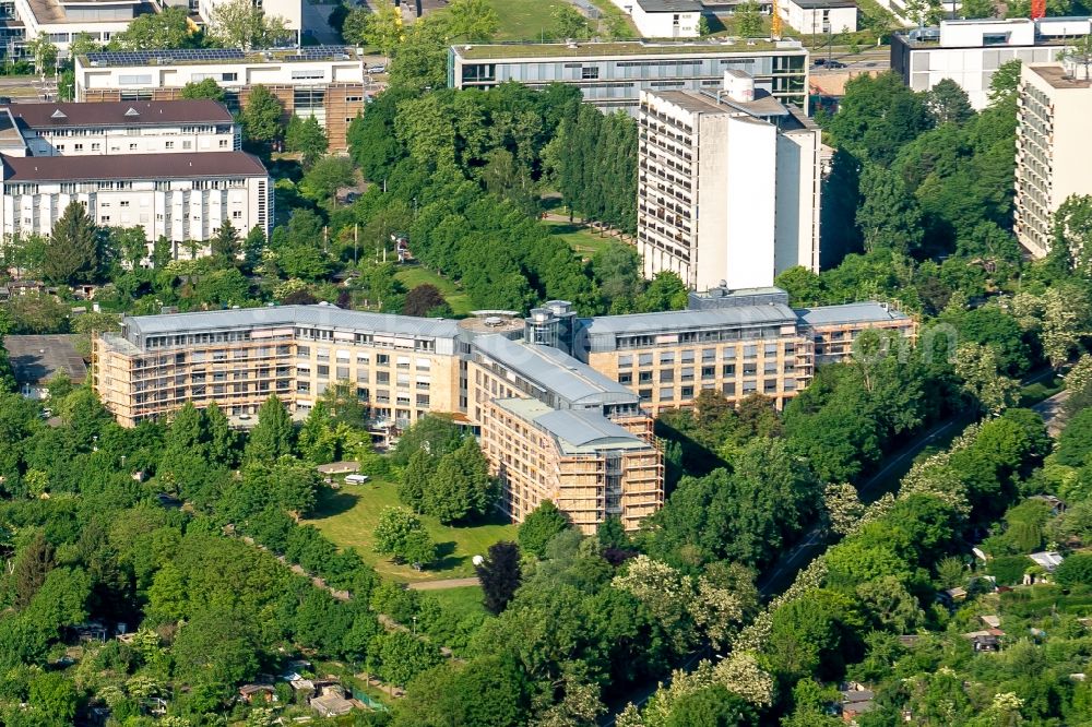 Freiburg im Breisgau from the bird's eye view: Administrative building of the State Authority Argentur fuer Arbeit in Freiburg im Breisgau in the state Baden-Wuerttemberg, Germany