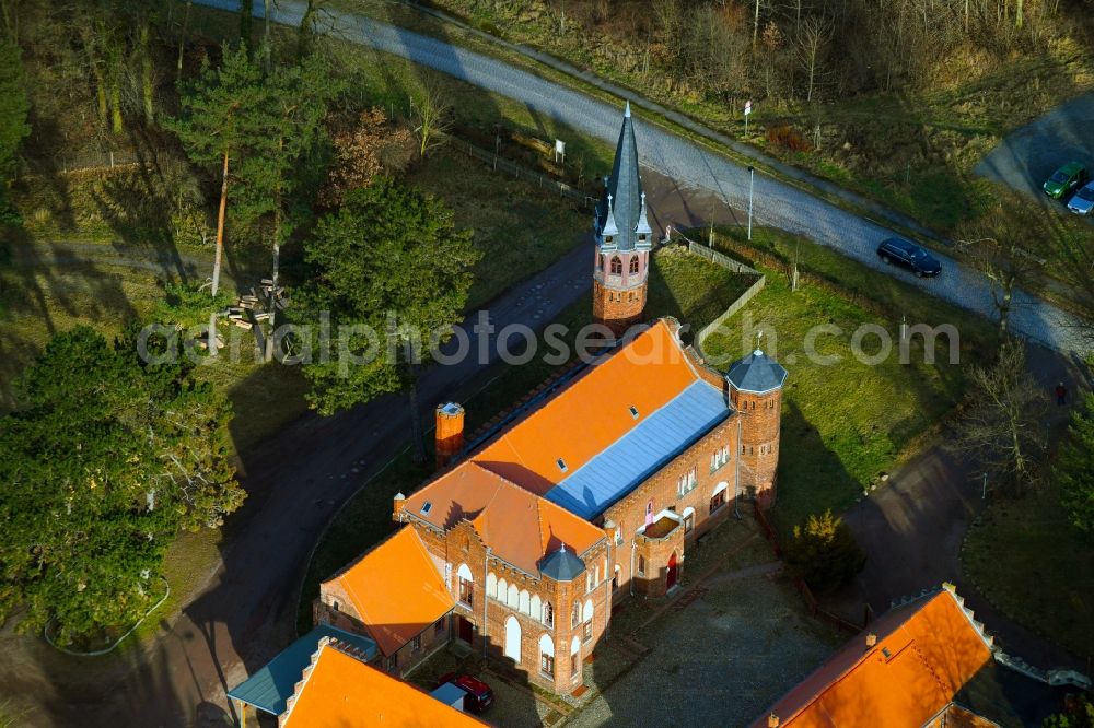 Aerial image Dessau-Roßlau - Administrative building of the State Authority Betreuungsforstont Dessau on Heidebrueckenweg in Dessau-Rosslau in the state Saxony-Anhalt, Germany