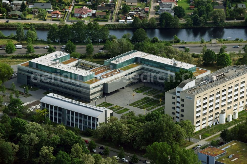 Berlin from the bird's eye view: Administrative building of the State Authority Bandesanstalt fuer Materialforschung and -pruefung an of Richard-Willstaetter-Strasse in the district Adlershof in Berlin, Germany