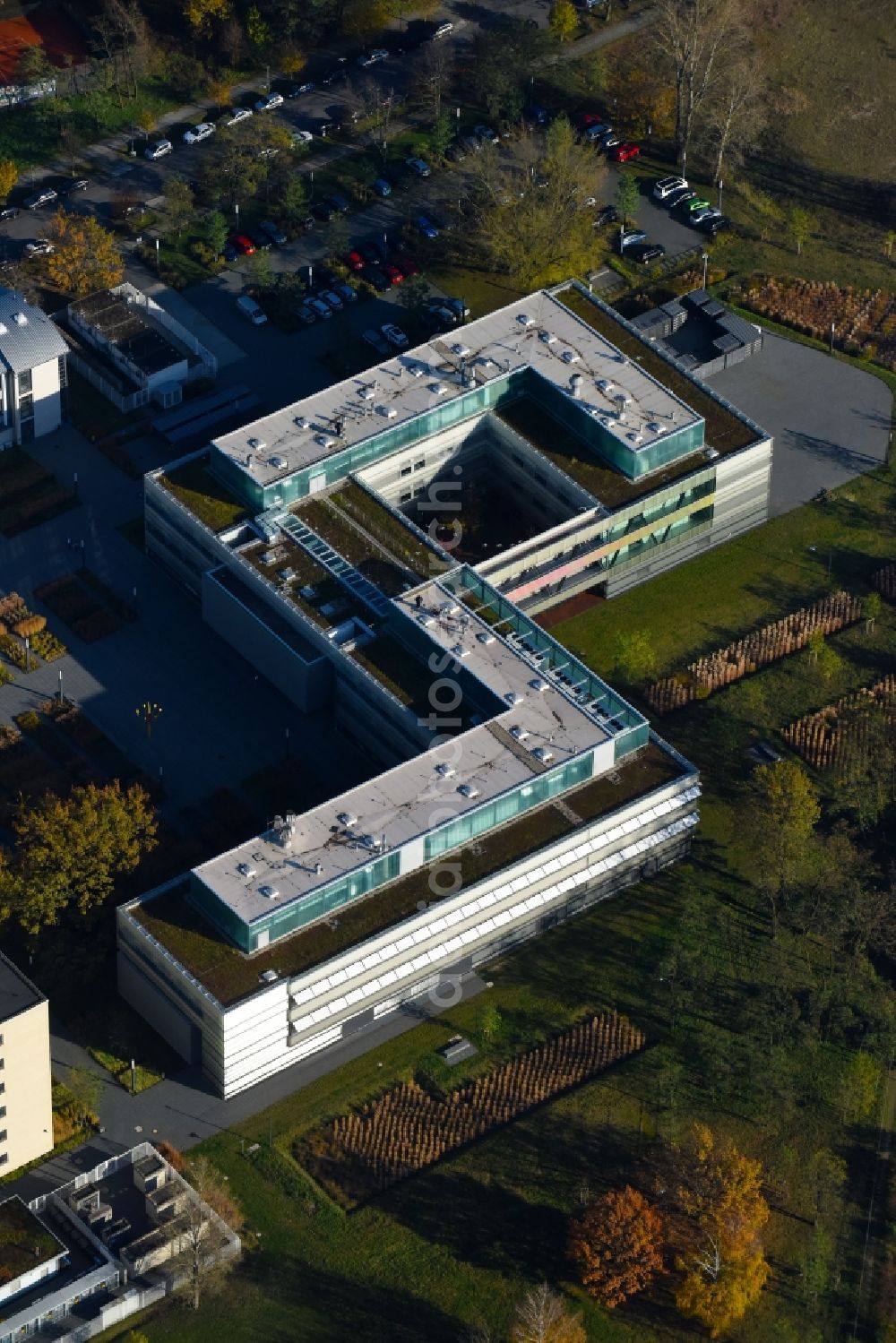 Aerial image Berlin - Administrative building of the State Authority Bandesanstalt fuer Materialforschung and -pruefung an of Richard-Willstaetter-Strasse in the district Adlershof in Berlin, Germany