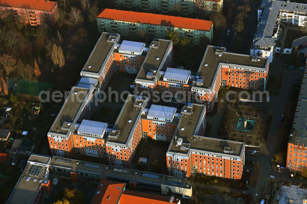 Aerial image Berlin - Administrative building of the State Authority of Bunofzentralont fuer Steuern on DGZ-Ring in the district Weissensee in Berlin, Germany